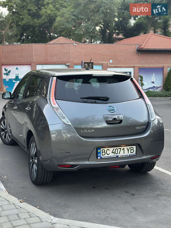 Nissan Leaf 2015