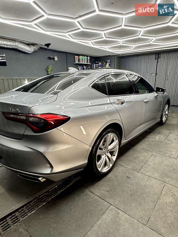 Acura TLX 2022