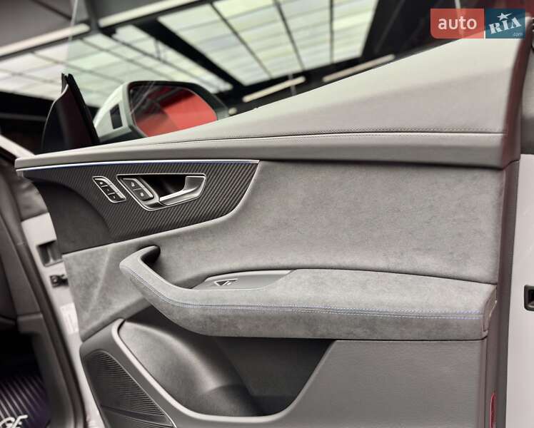 Audi-56
