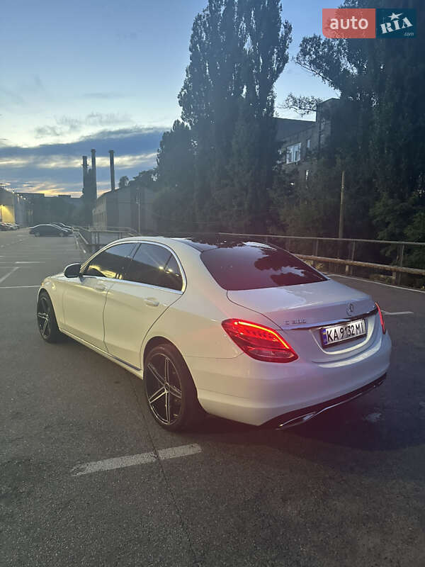 Mercedes-Benz C-Class 2016