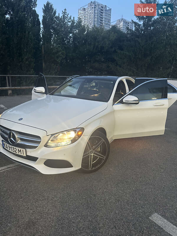 Mercedes-Benz C-Class 2016