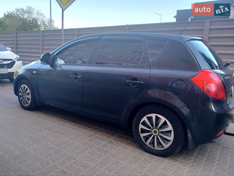 Kia Ceed 2008