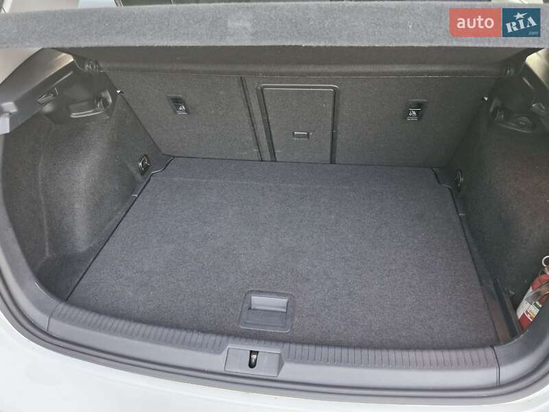 Volkswagen e-Golf 2020