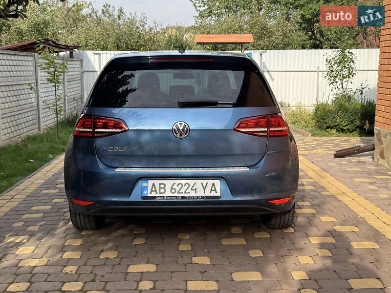 Volkswagen e-Golf 2014