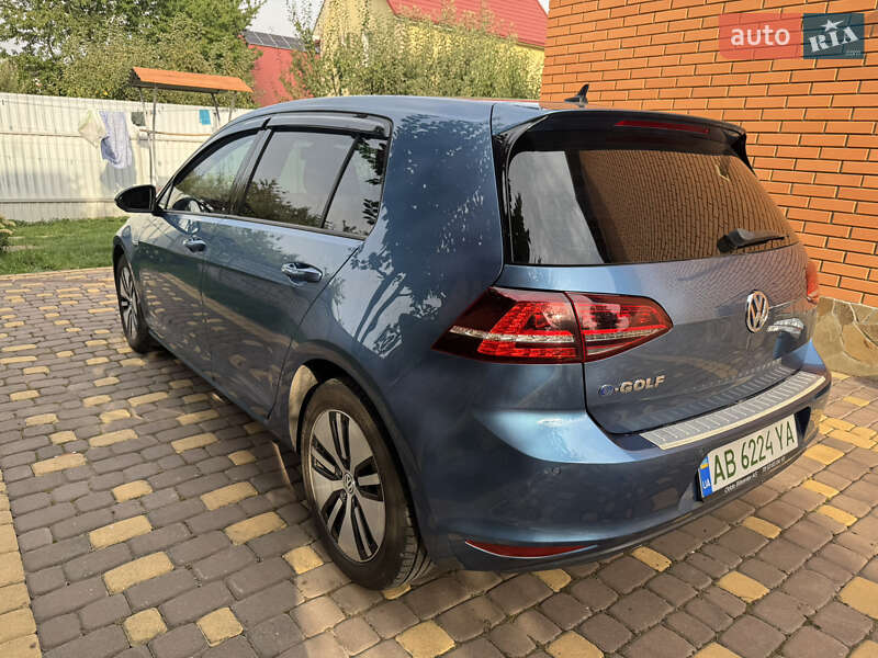 Volkswagen e-Golf 2014