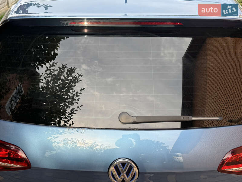 Volkswagen e-Golf 2014