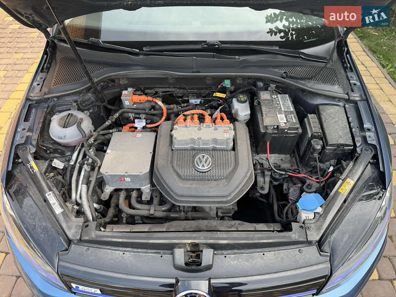 Volkswagen e-Golf 2014