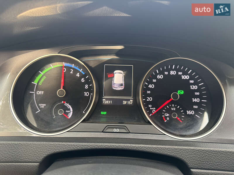 Volkswagen e-Golf 2014