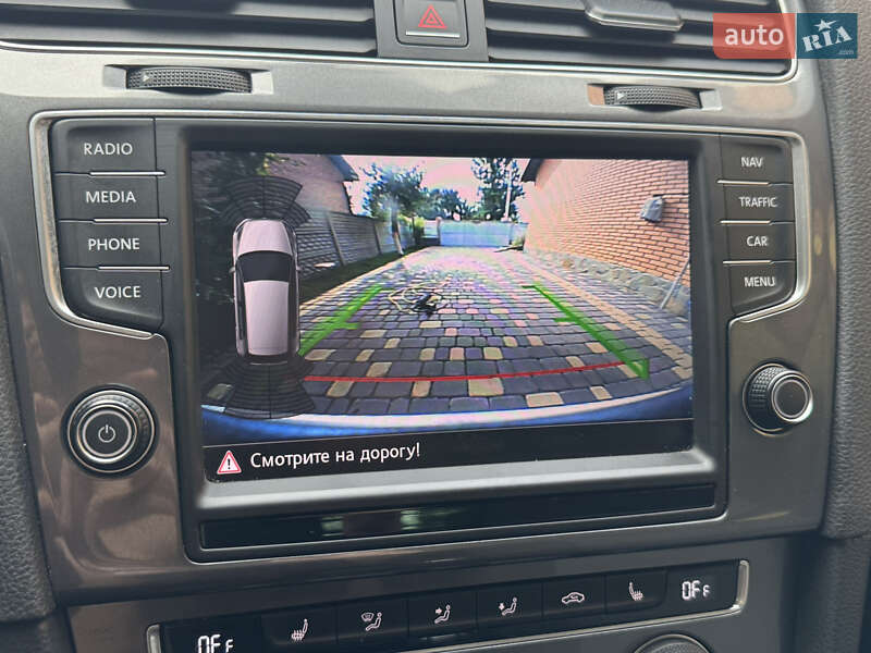 Volkswagen e-Golf 2014