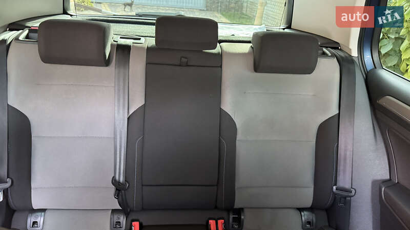 Volkswagen e-Golf 2014