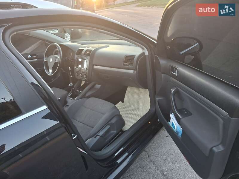 Volkswagen Golf 2008