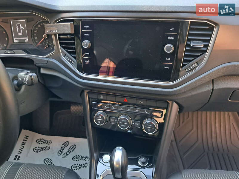 Volkswagen T-Roc 2019