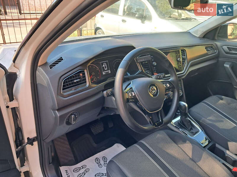 Volkswagen T-Roc 2019