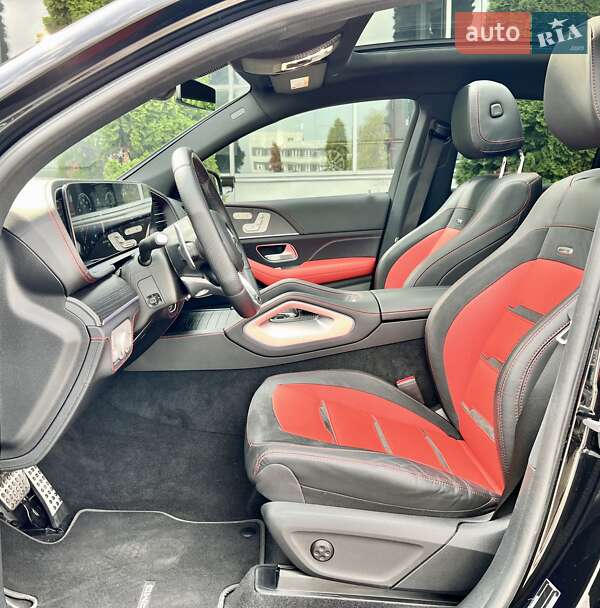 Mercedes-Benz-2