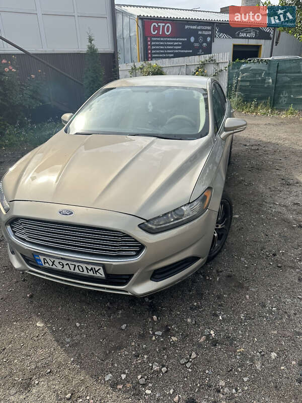 Ford Fusion 2014