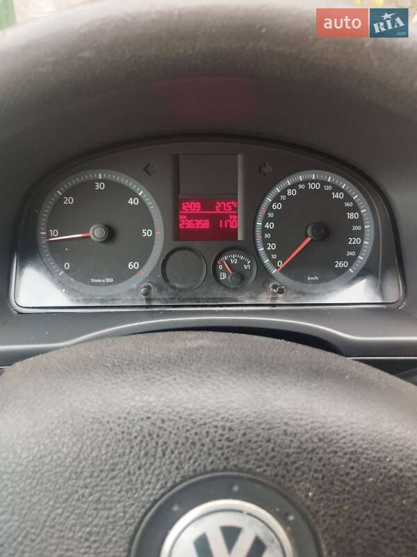 Volkswagen Caddy 2010