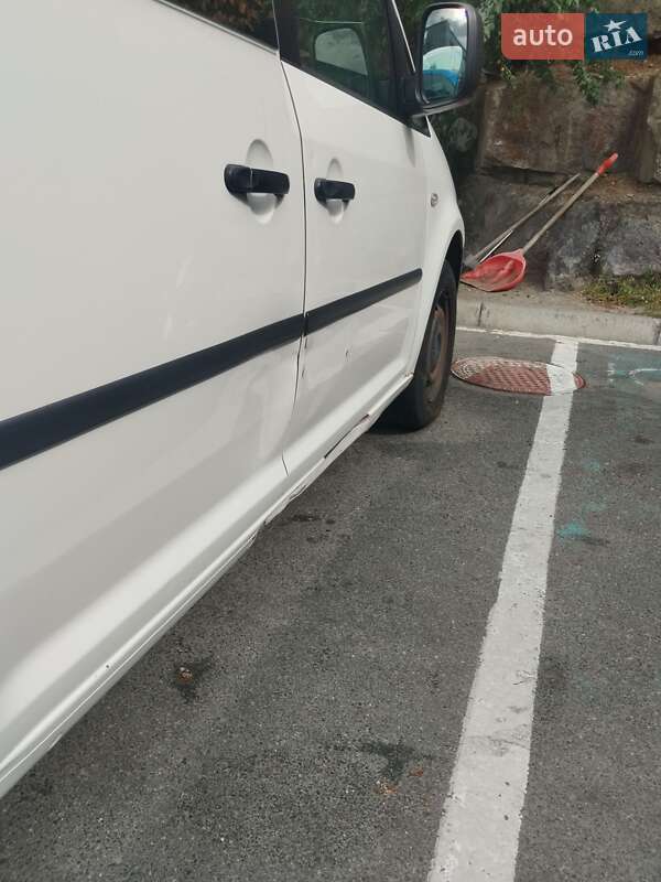 Volkswagen Caddy 2010