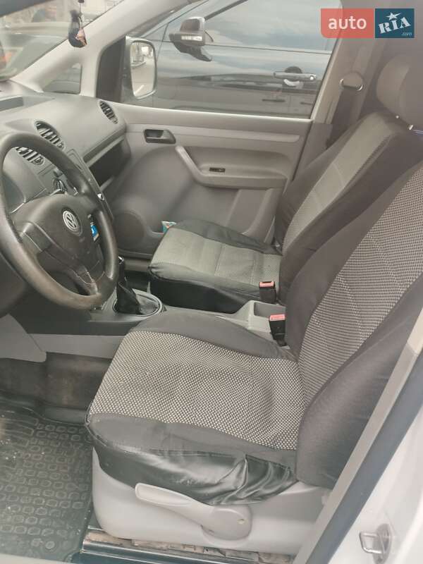 Volkswagen Caddy 2010