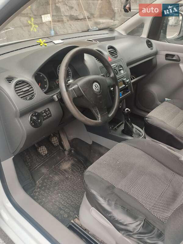 Volkswagen Caddy 2010