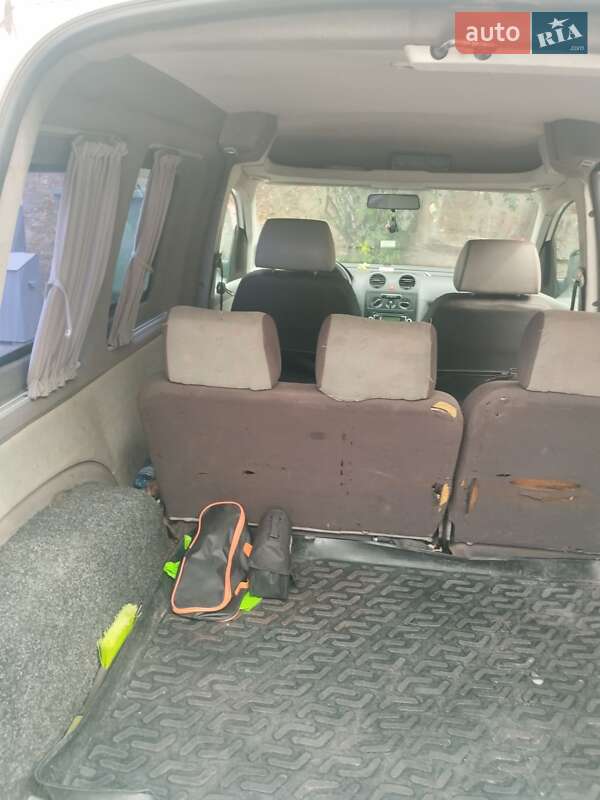 Volkswagen Caddy 2010