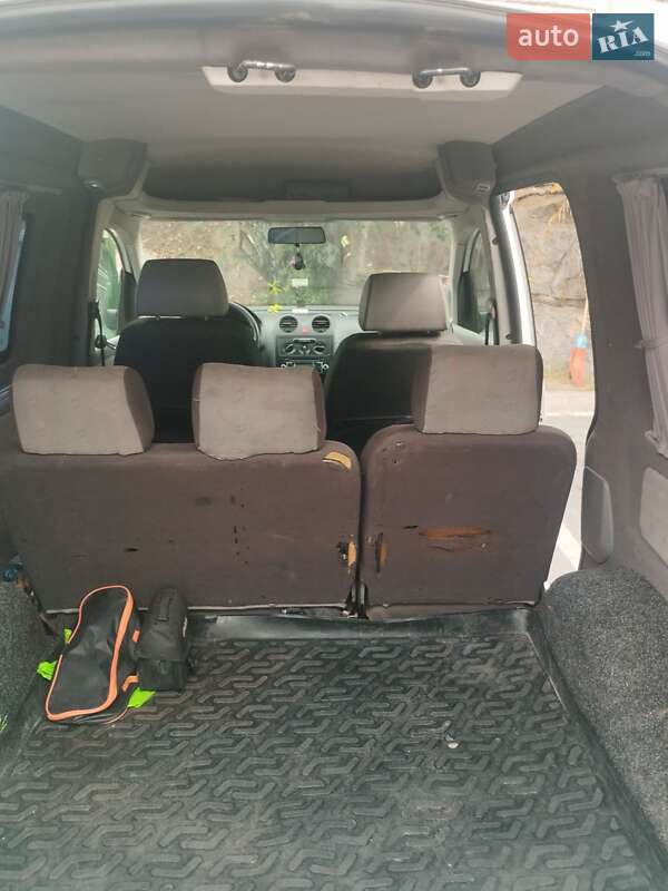 Volkswagen Caddy 2010