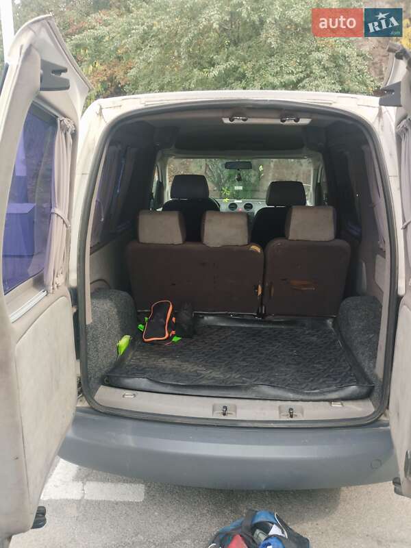 Volkswagen Caddy 2010