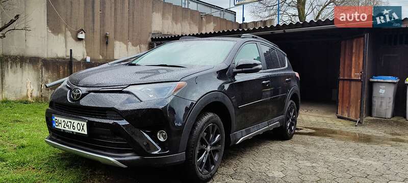 Toyota RAV4 2017