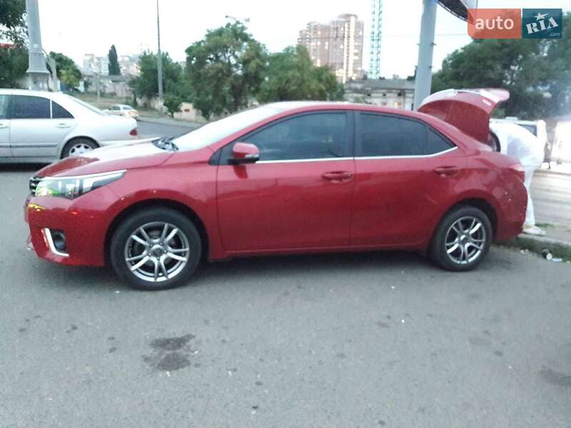 Toyota Corolla 2015