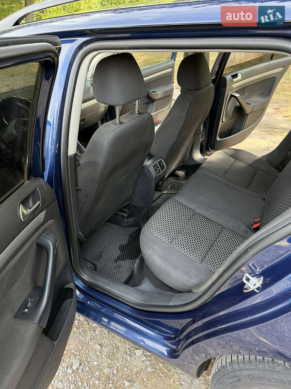 Volkswagen Golf 2011