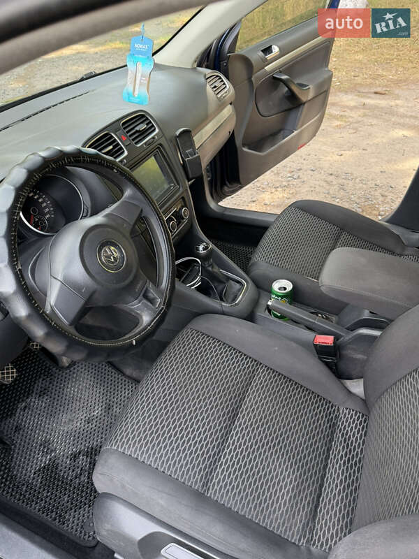 Volkswagen Golf 2011