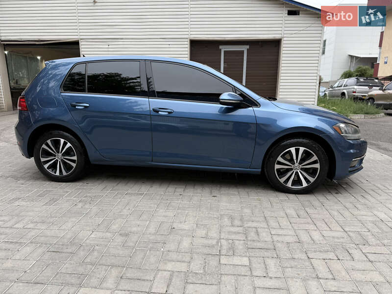 Volkswagen Golf 2017