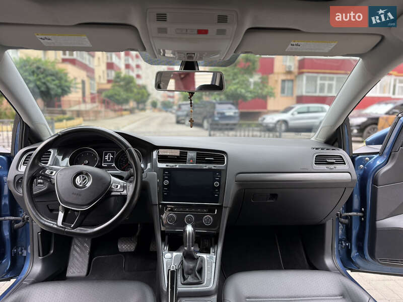 Volkswagen Golf 2017