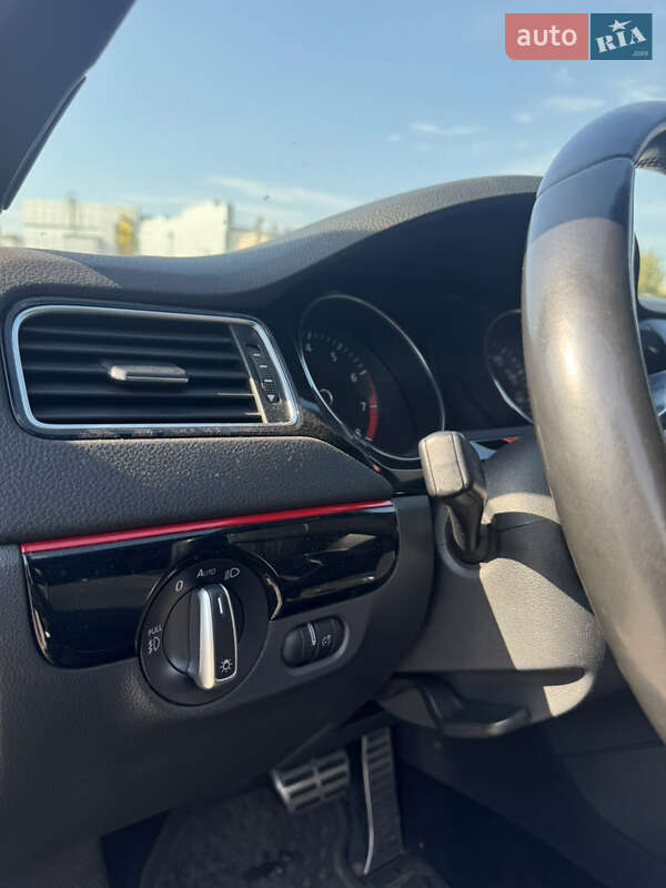 Volkswagen Jetta 2016