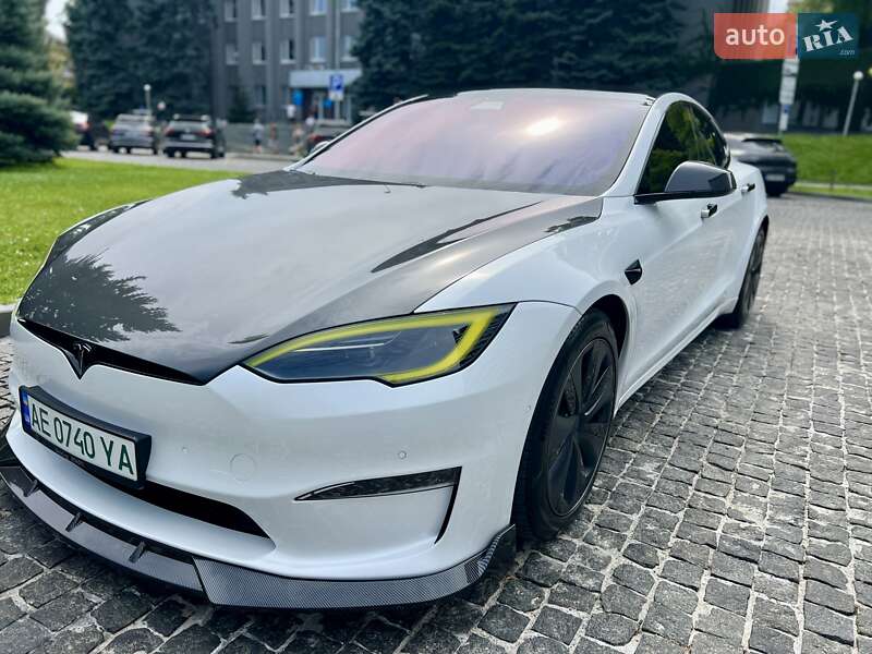 Tesla Model S 2022