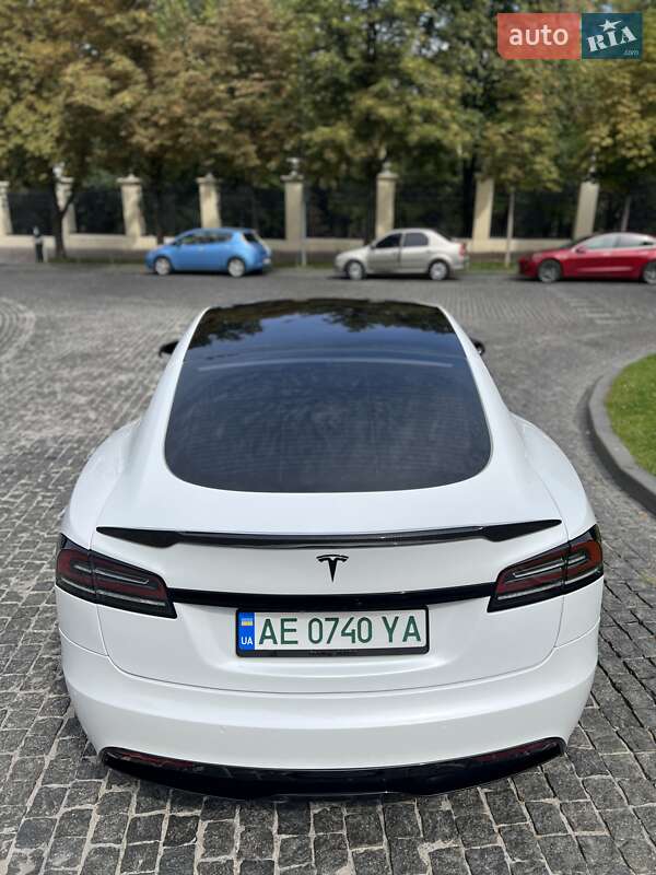Tesla Model S 2022