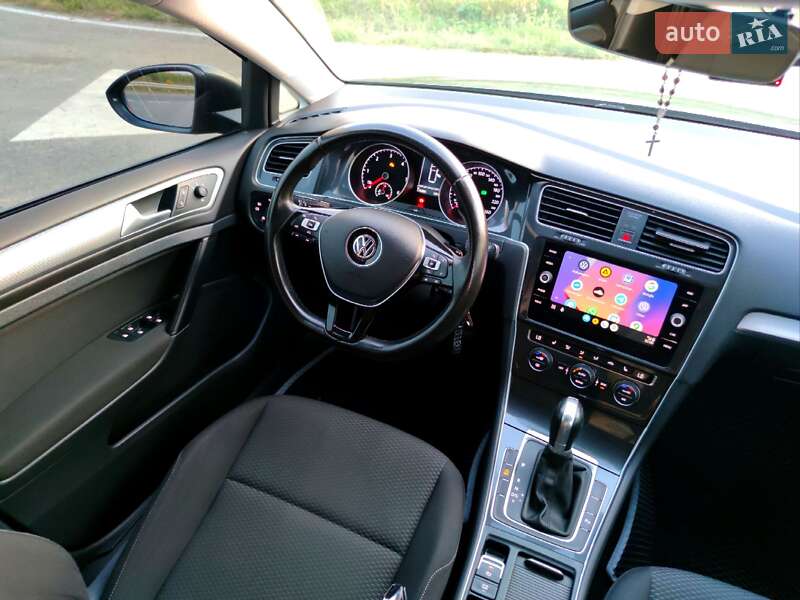 Volkswagen Golf 2017