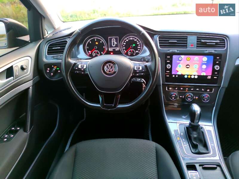 Volkswagen Golf 2017