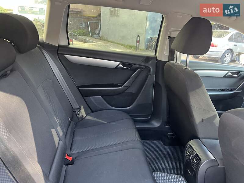 Volkswagen Passat 2013