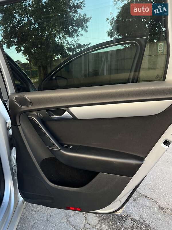 Volkswagen Passat 2013