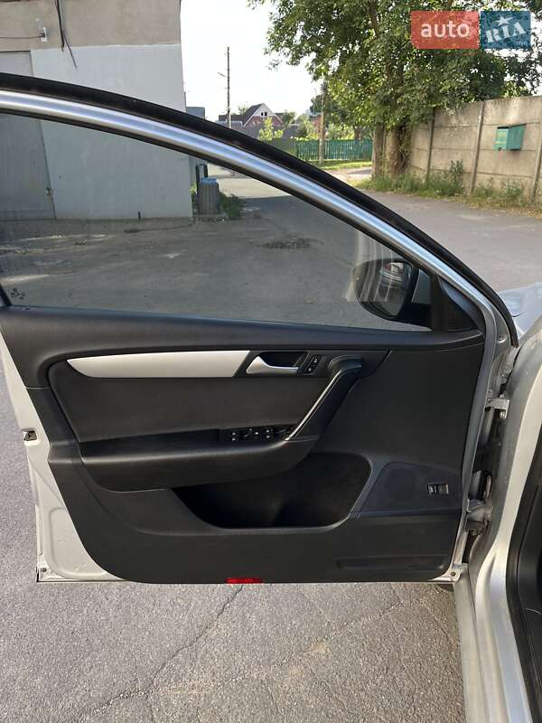 Volkswagen Passat 2013