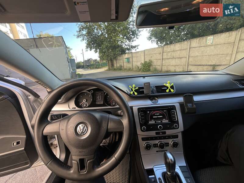 Volkswagen Passat 2013