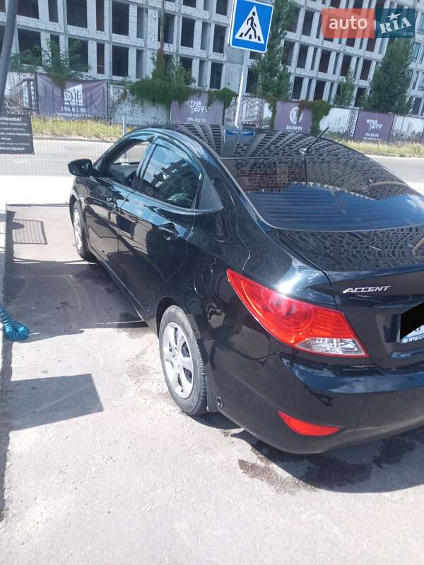 Hyundai Accent 2018