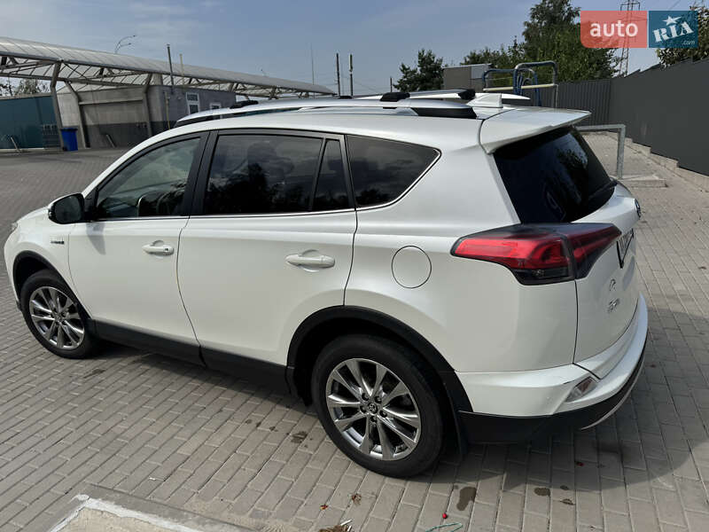 Toyota RAV4 2016