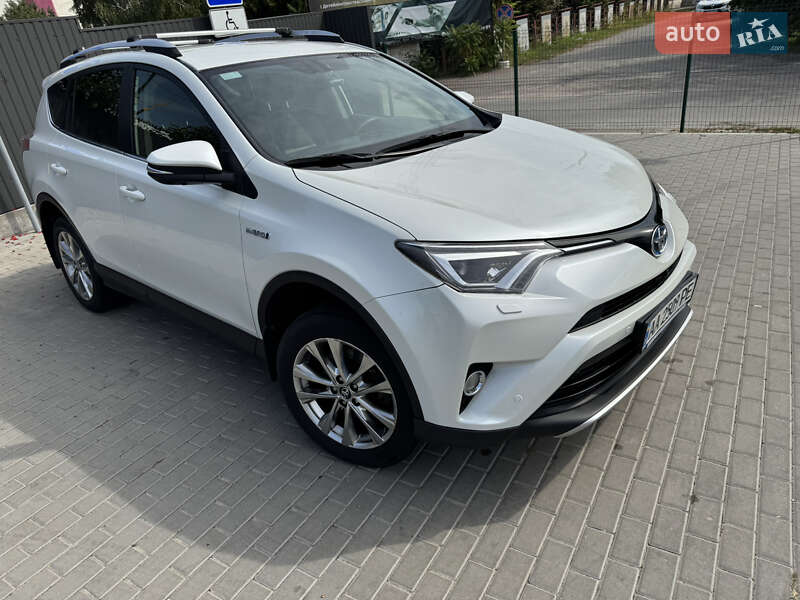 Toyota RAV4 2016