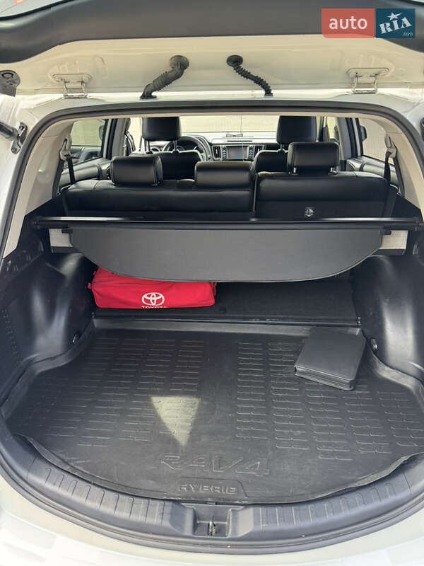 Toyota RAV4 2016