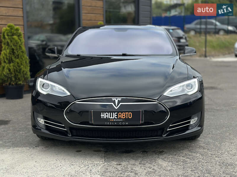 Tesla-8