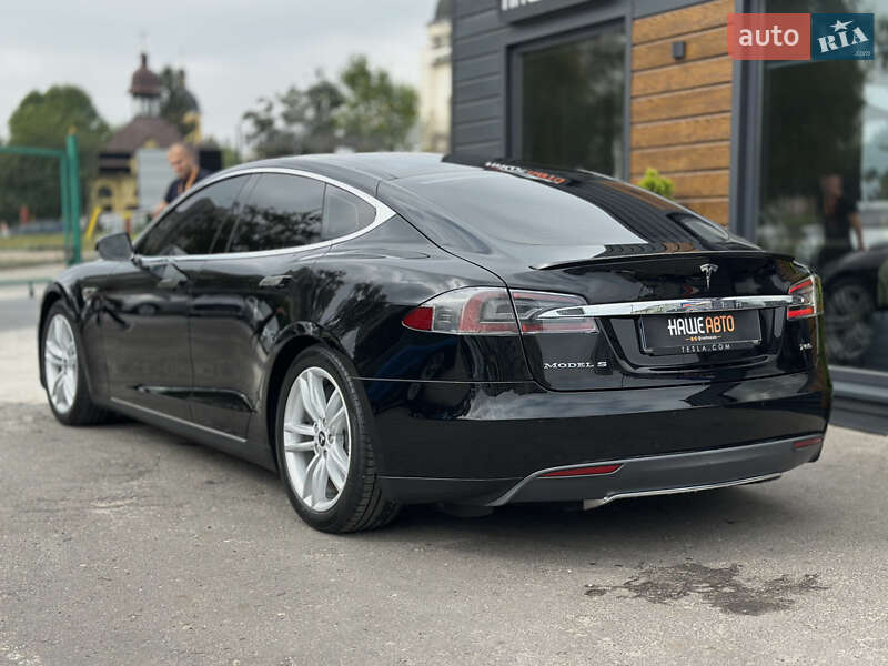 Tesla-34