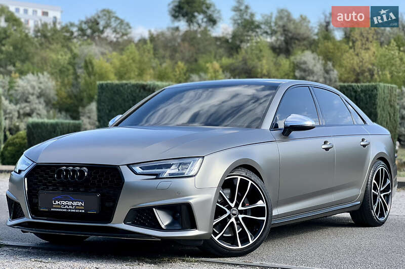 Audi-5