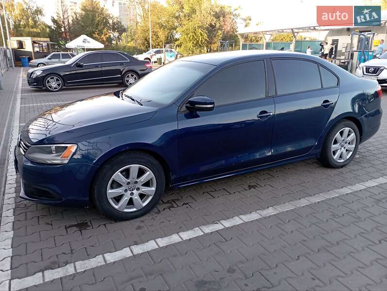 Volkswagen Jetta 2013