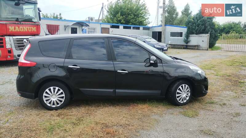 Renault Grand Scenic 2010